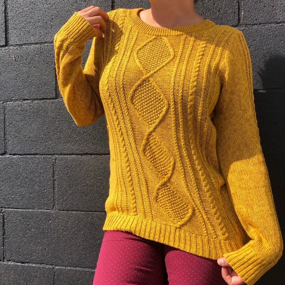 Old Navy cable knit yellow sweater